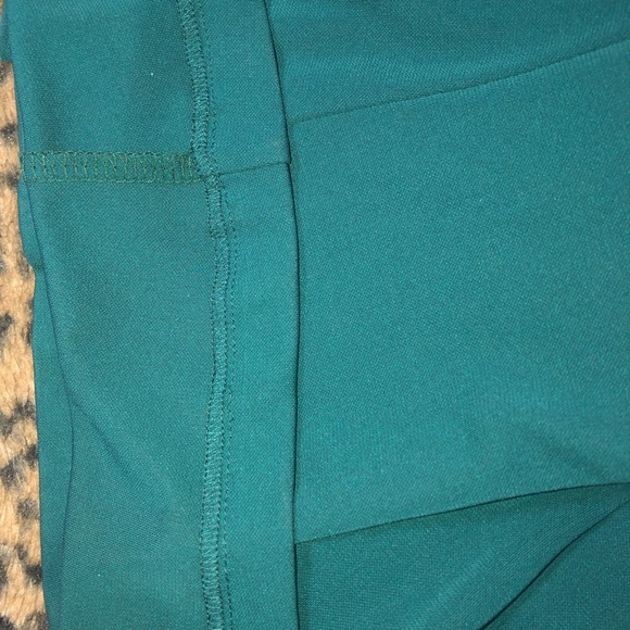 Nicole Miller- Green gown 👗 dress - Picture 6 of 7